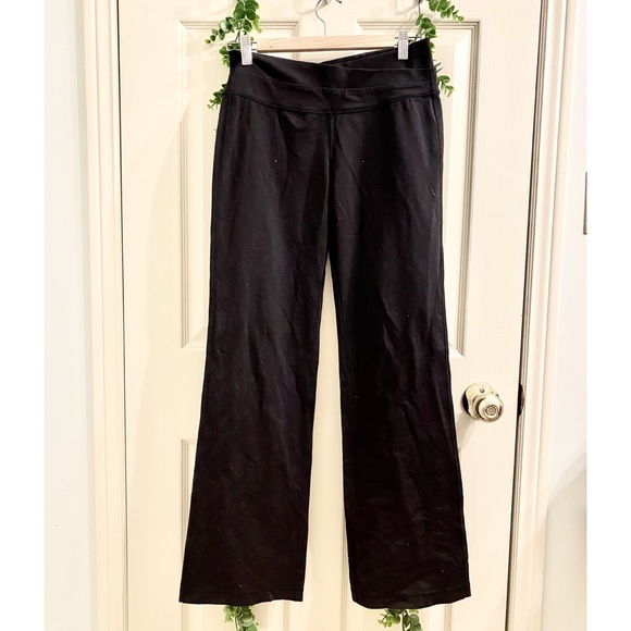 Lululemon flared legging crisscross waist - Picture 3 of 6